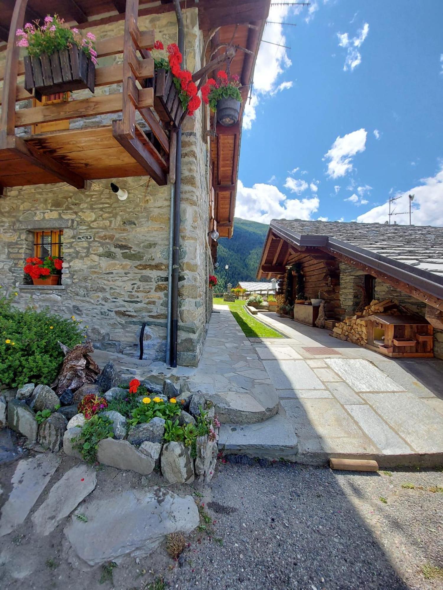 Monolocale Di Montagna ξενώνας Gressan Εξωτερικό φωτογραφία